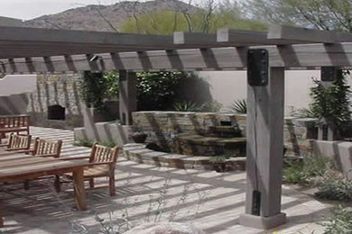 Patio - traditional patio idea in Phoenix