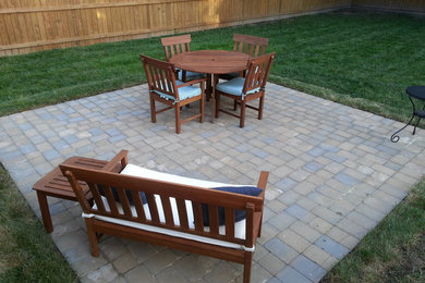 This is an example of a contemporary patio in Richmond.