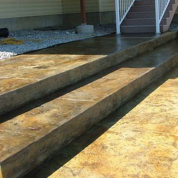 Stamped and stained concrete steps and patio