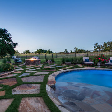Stone Oasis - Luxury Swimming Pool and Fire Pit Patio - Dallas, TX