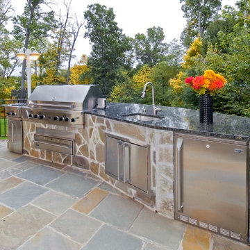 Stylish Outdoor Living in Oakton, Virginia