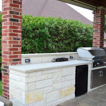 Sunnyvale TX Custom Fire Pit and Outdoor Kitchen