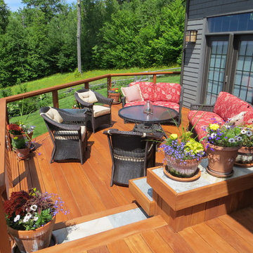 The deck is complete with new furniture!