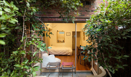 Houzz Tour: Quality Over Quantity Rules Iconic Melbourne Apartment