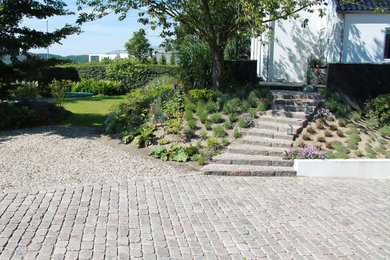 The raw, stylish and very rocky garden by the fjord