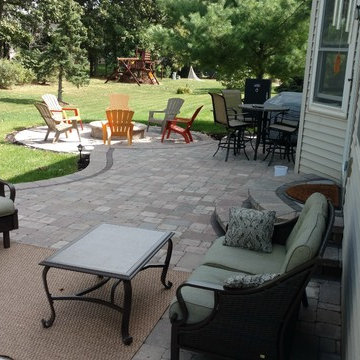 This Patio and Hardscape in Lewis Center, OH, Has All the Right Curves!