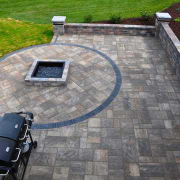 Thornbury Pavers & Fire Pit