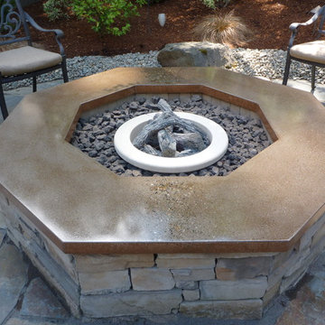 Tigard Outdoor kitchen & Fire Pit