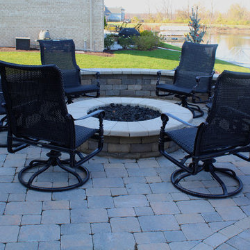 Toasty Overlook and Outdoor Entertainment Space (McCordsville, IN)