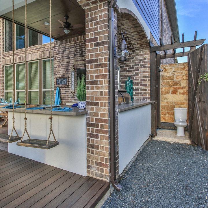 75 Beautiful Outdoor Toilet Home Design Ideas & Designs Houzz AU