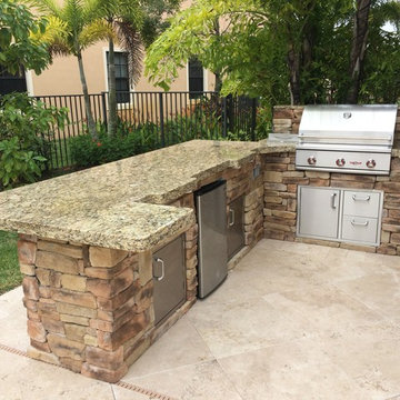 Traditional Naples Outdoor Kitchen
