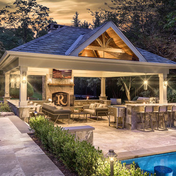 Traditional Style Outdoor Living Space