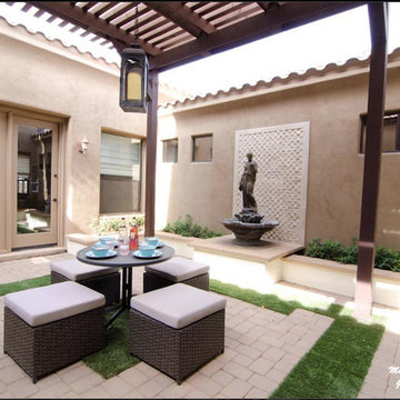 Transitional Courtyard