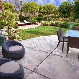 https://www.houzz.com/photos/transitional-patio-transitional-patio-los-angeles-phvw-vp~794024