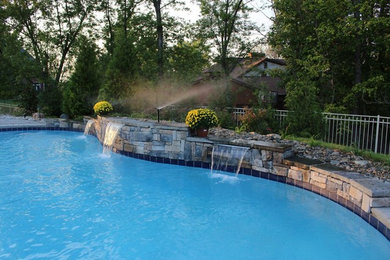 Example of a trendy pool design in Cincinnati