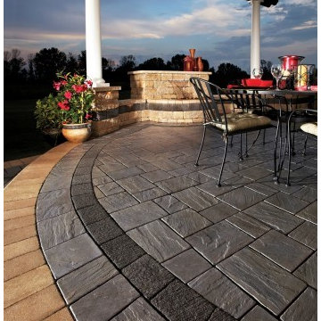 Unilock Richcliff patio with Estate Wall water feature
