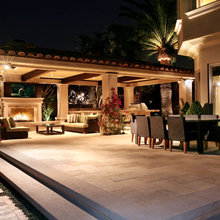 outdoor dining/entertainment