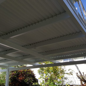Walter Hypoluxo Louvered Roof