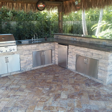 White Stone Custom Design Outdoor kitchen
