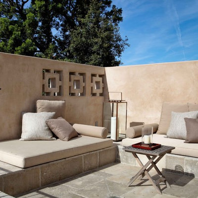 Patio - mediterranean patio idea in Los Angeles