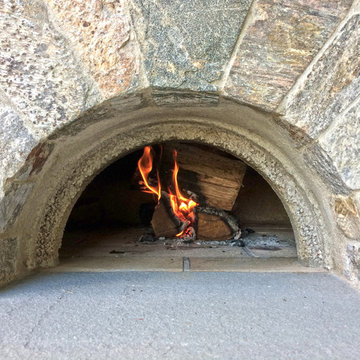 Wood Fire Pizza Oven and Fireplace Combo