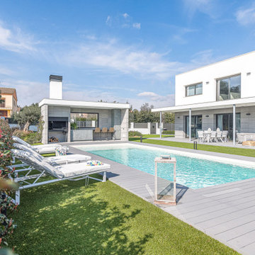 Duplex de lujo con jardín y piscina