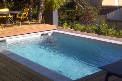 This is an example of a swimming pool in Lyon.