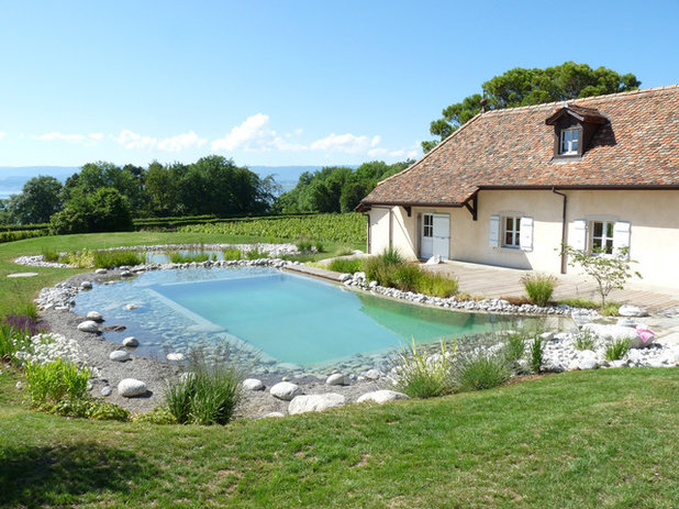 Farmhouse Swimming Pool by Chatel Paysages