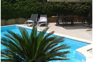 Minimalist pool photo in Montpellier