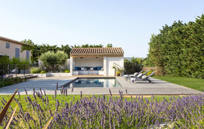 Avant/Après : Un espace piscine agrandi et modernisé en Provence
