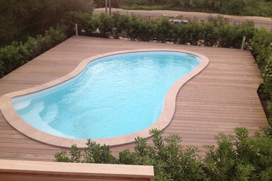 This is an example of a coastal swimming pool in Toulouse.