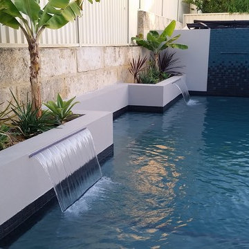 7.5 x 3.5 m courtyard pool