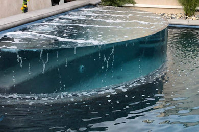 Inspiration for a pool remodel in Los Angeles
