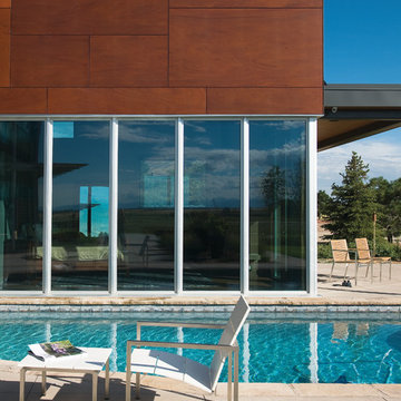 Airport House - Denver Contemporary Residence