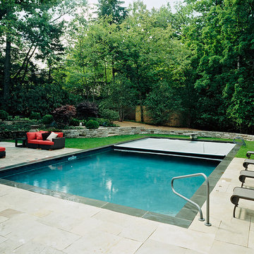 Auto Covered Pool and Spa in Glencoe