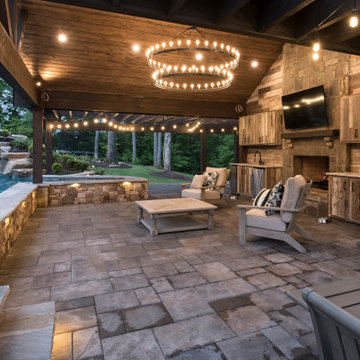 Backyard Escape in The Manor