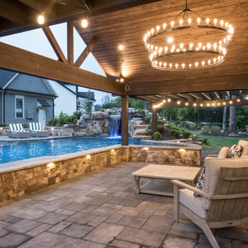 Backyard Escape in The Manor