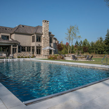 Bannockburn, IL Swimming Pool with Inside Hot Tub and Automatic Cover