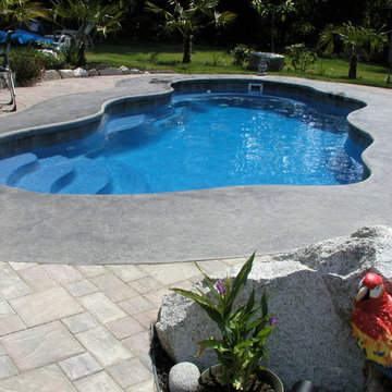 Basic Fibreglss Pool