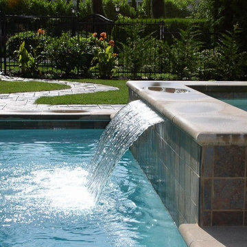 Bellevue pool