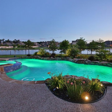 Bilow- Luxury Backyard Pool Lighting