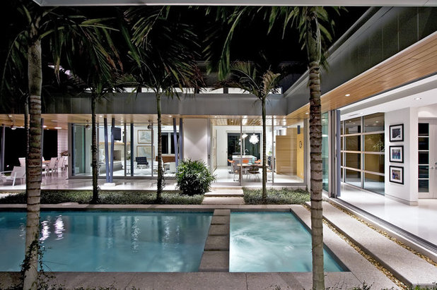 Modern Pool by Bultman Architecture Inc.