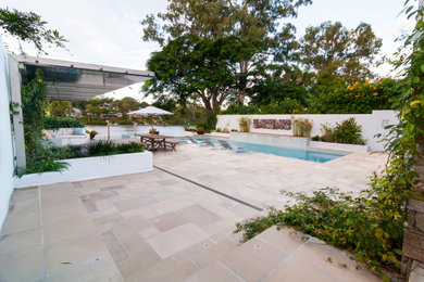 Moderner Pool in rechteckiger Form in Gold Coast - Tweed