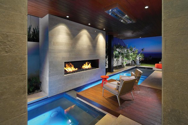 Modern Pool by Horst Architects