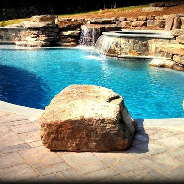 Chantilly - Boulders In Pool, Waterfalls, Pavilion, & Fireplace