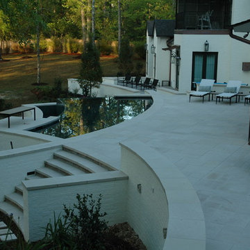 Contemporary Infinity Pool
