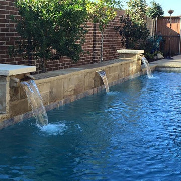 Contemporary Plunge Pool in Roanoke