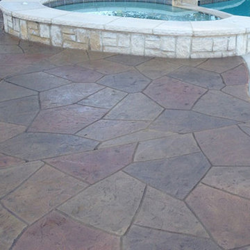 Custom-Crafted Pool Deck in Multi-Colored Flagstone