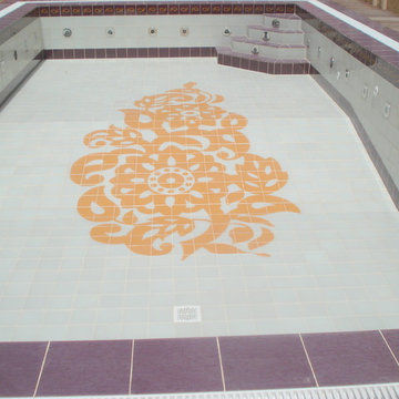 custom glass tile swimming pool solutions