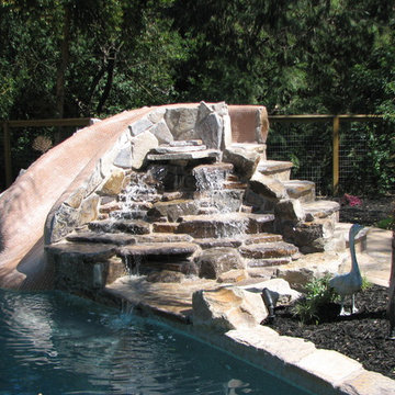 Custom Pools and Water Features